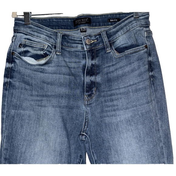 Judy Blue Jeans Sz 9/29 Blue Bootcut Raw Hem Stretch Slimming Comfort - Picture 1 of 9